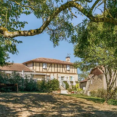 Charmante En Pleine Campagne De Avec Piscine Privee Вилла Courrensan