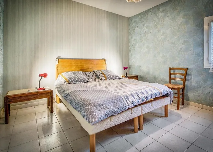 فيلة Charmante En Pleine Campagne De Avec Piscine Privee *