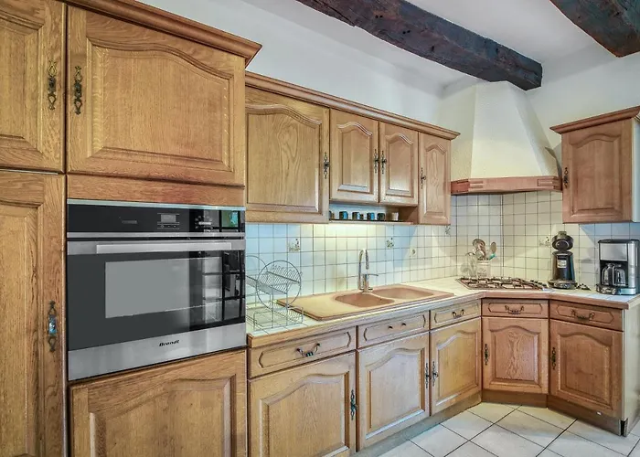 Charmante En Pleine Campagne De Avec Piscine Privee